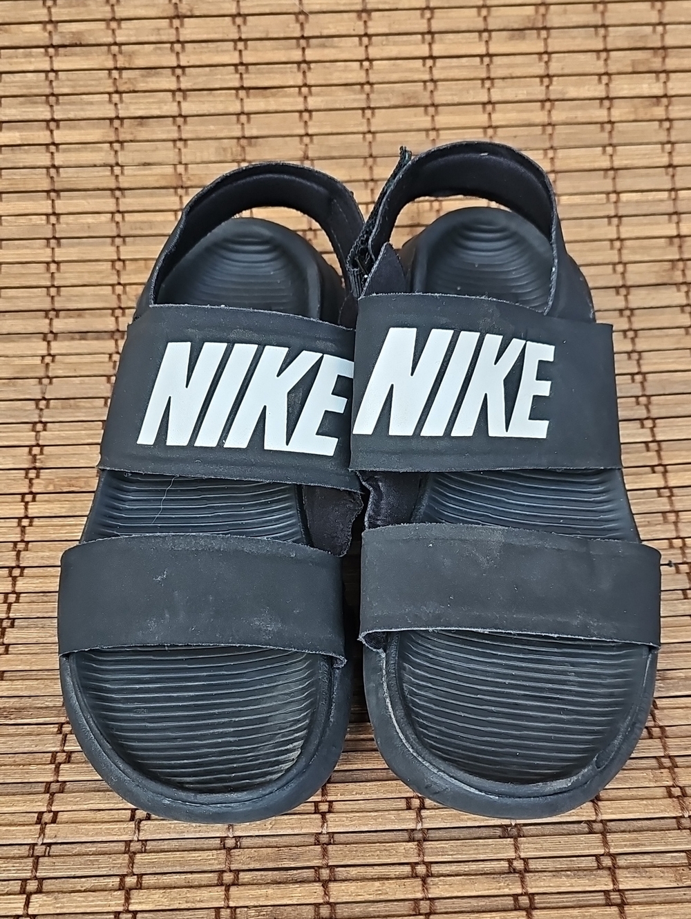 Nike Tanjun Black Slide Sandals Lightweight White Logo - Women AJ